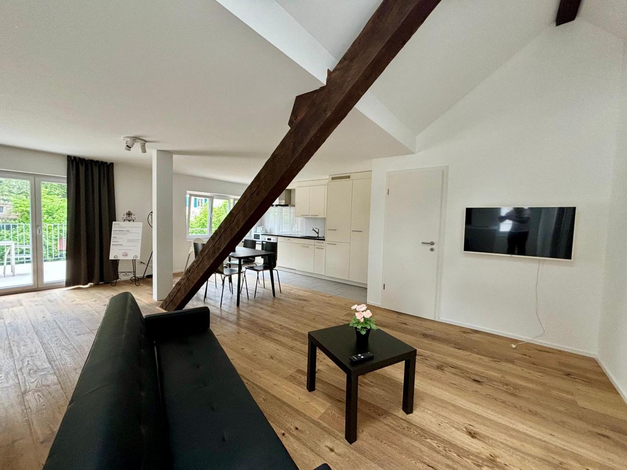 Good Night Apartments Binningen Quarto foto